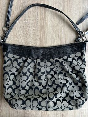 Coach Y2K Hobo Shoulder Crossbody Bag Black